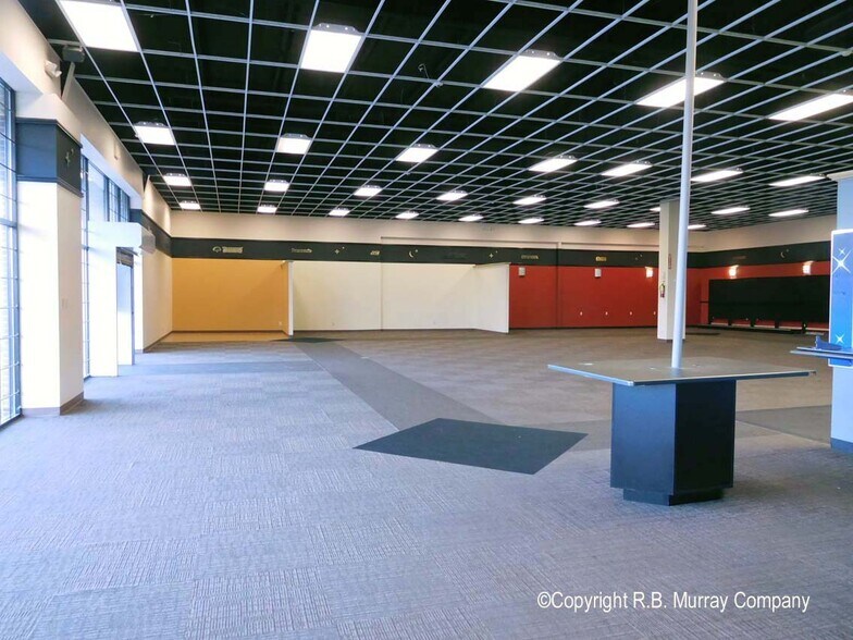 More Photos Of 2336-2350 S Campbell Ave, Springfield General Retail For Lease