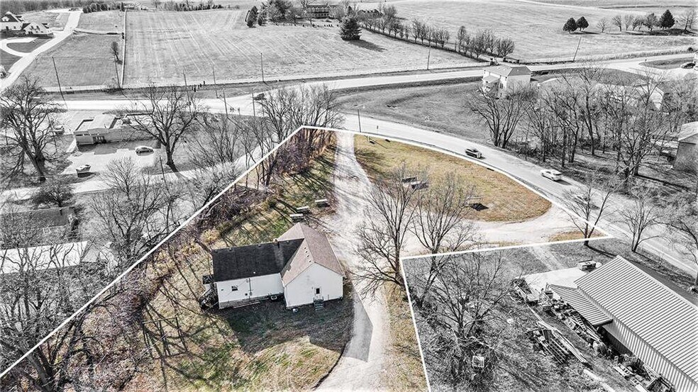 Primary Photo Of 505 MO-273 Hwy, Platte City Freestanding For Sale