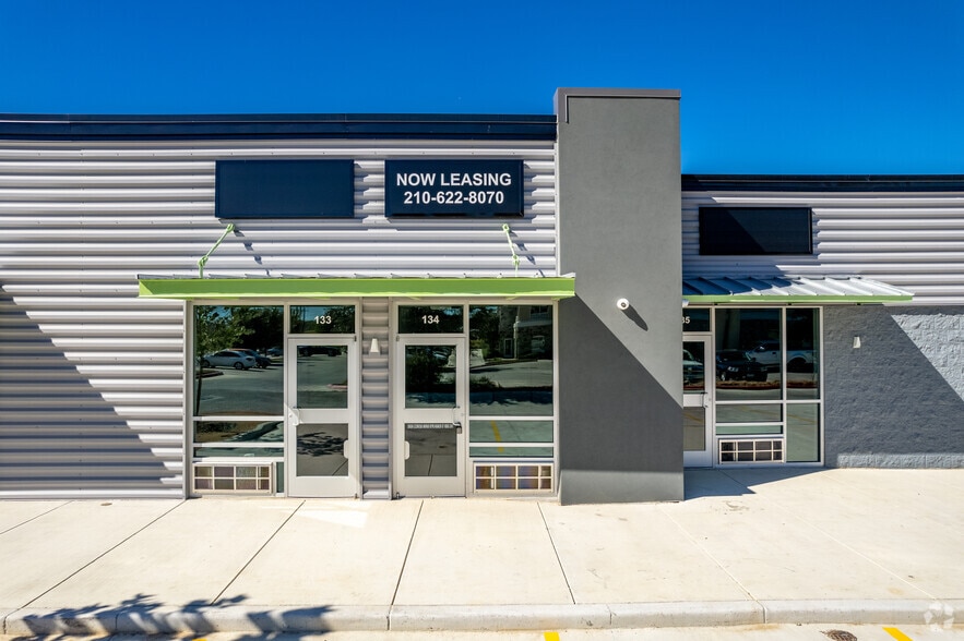 More Photos Of 8114 City Base Landing, San Antonio Unknown For Lease