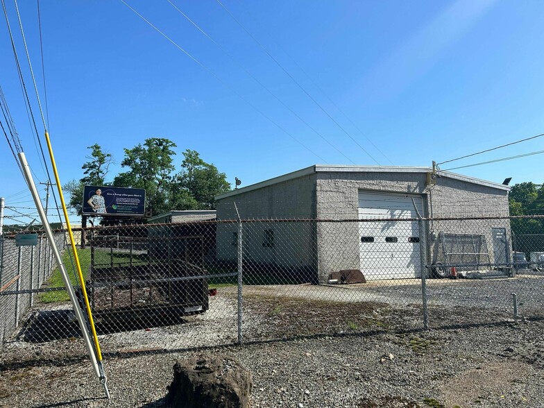 Primary Photo Of 1185 Morgantown Rd, Reading Warehouse For Sale