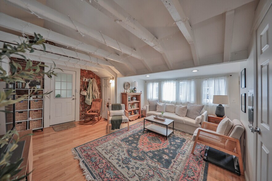 More Photos Of 153-155 Northampton St, Easton Apartments For Sale