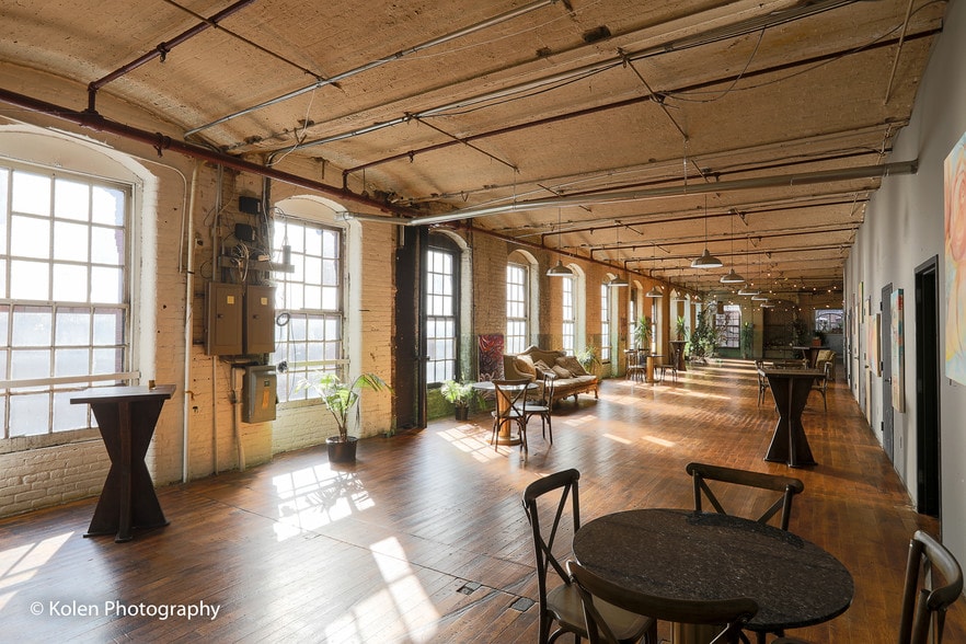 More Photos Of 70 Spruce St, Paterson Warehouse For Sale
