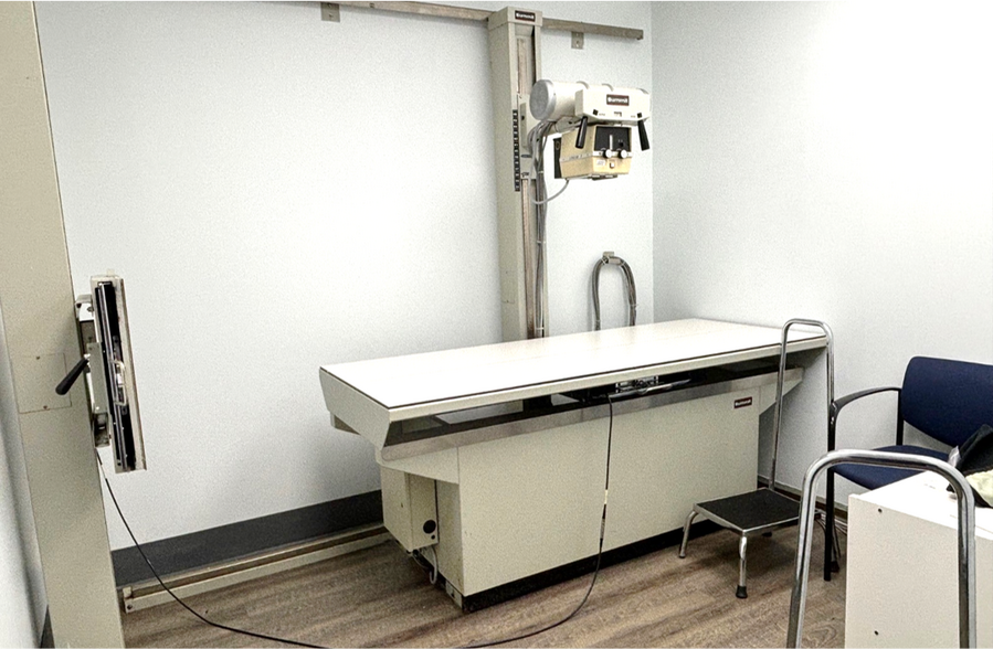 More Photos Of 30000 Orchard Lake Rd, Farmington Medical For Sale