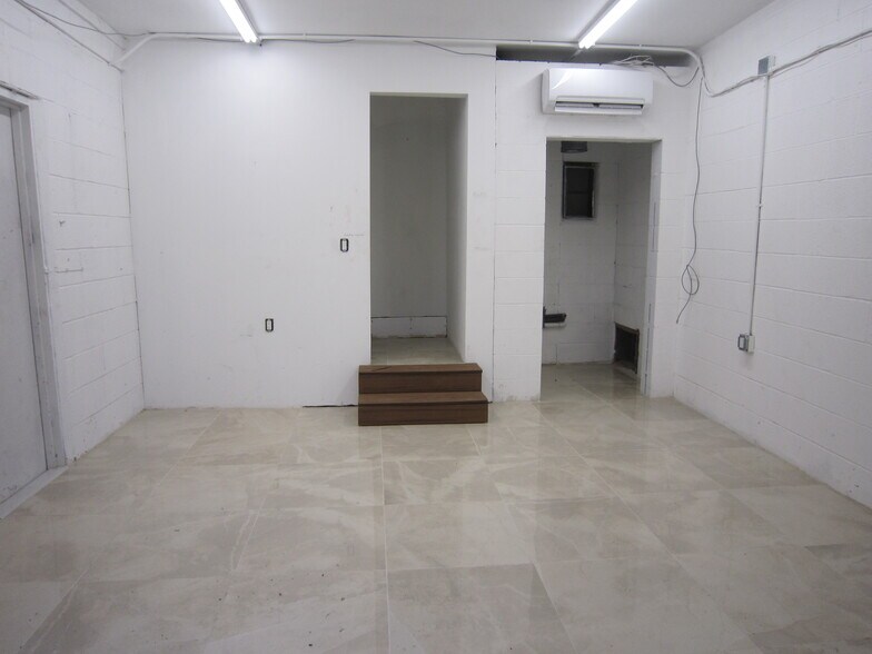 More Photos Of 11 Quassaick Ave, New Windsor Township Storefront For Sale