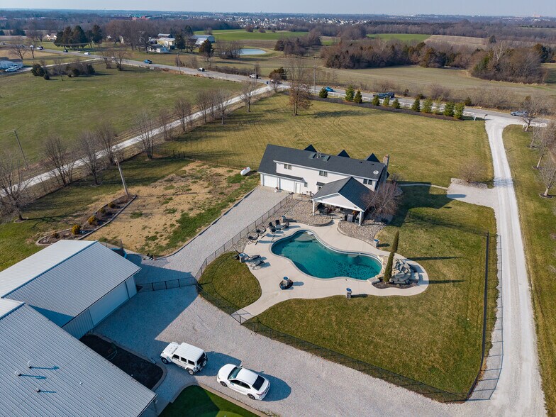 More Photos Of 836 E Highway N, Wentzville Flex For Sale