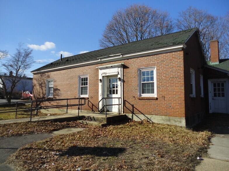 More Photos Of 10 Church St, Wilmington Office Residential For Sale