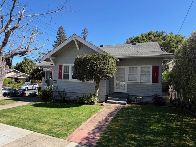 More Photos Of 1421 Palm Dr, Burlingame Religious Facility For Sale