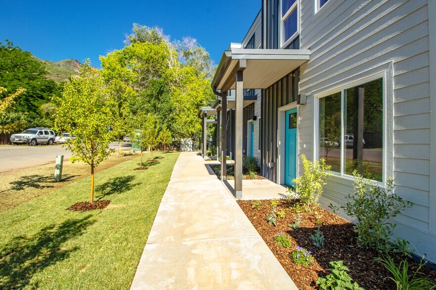 More Photos Of 619 Overlin Dr, Glenwood Springs Multifamily For Sale