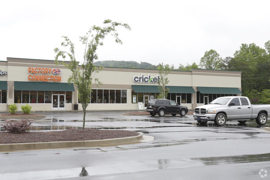 More Photos Of 120 Donald E Thurmond Pky, Cleveland General Retail For Lease