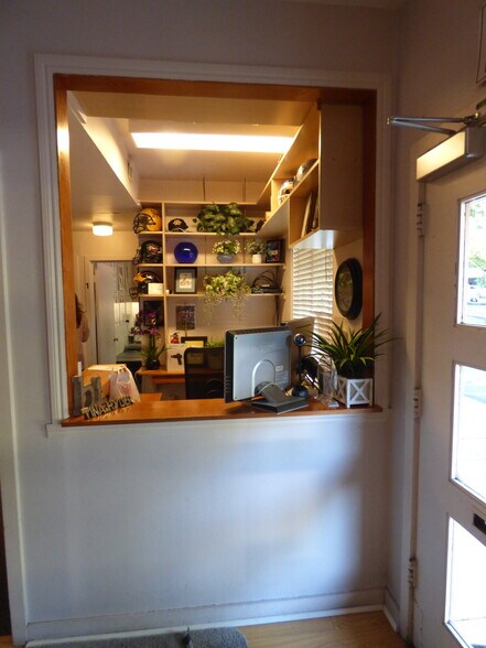 More Photos Of 1402-1414 Maria Ln, Walnut Creek Medical For Sale