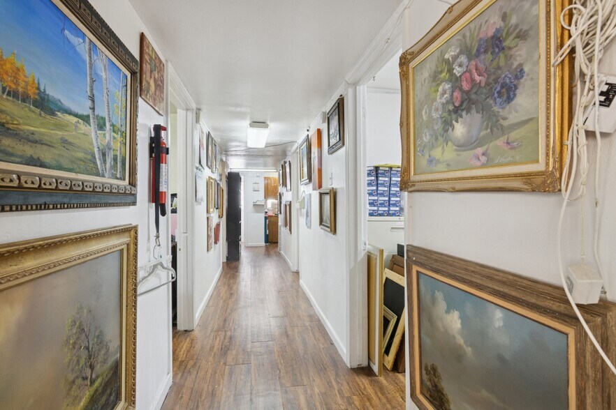 More Photos Of 510 College Ave, South Houston Office For Sale