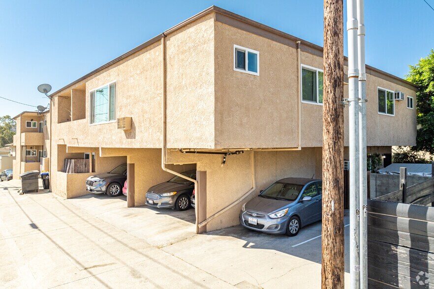 More Photos Of 231 Justin Ave, Glendale Apartments For Sale