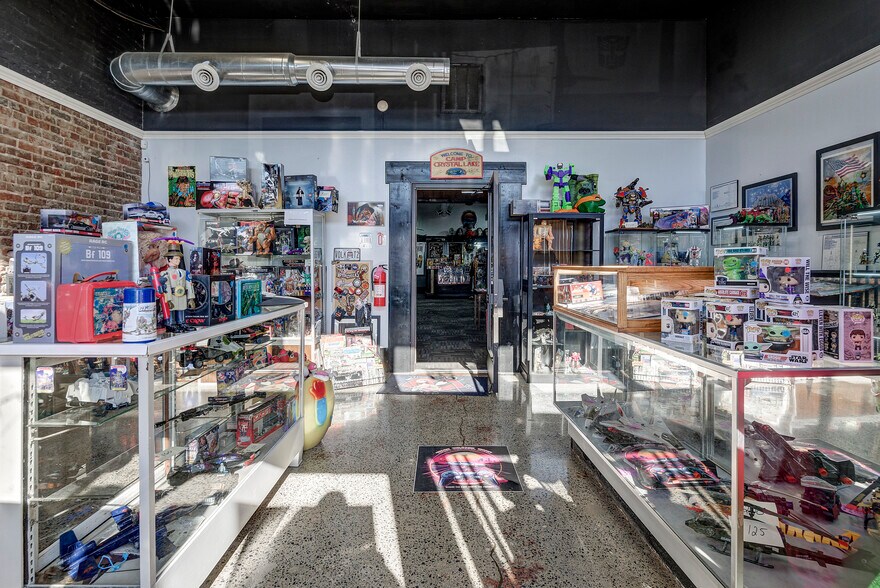 More Photos Of 227 Main St, Kingsport Storefront Retail Residential For Sale