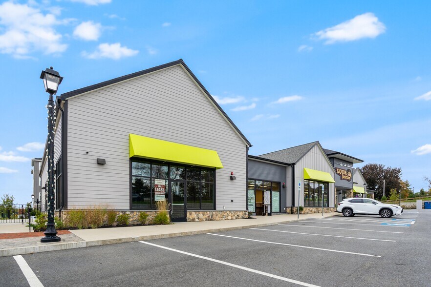 More Photos Of 1280 Osgood St, North Andover General Retail For Lease