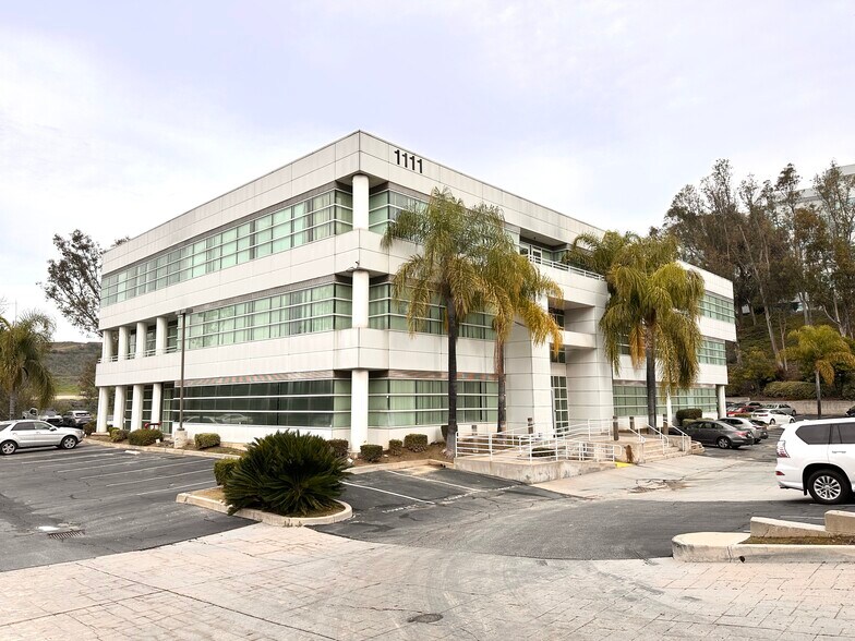 More Photos Of 1111 Corporate Center Dr, Monterey Park Loft Creative Space For Sale