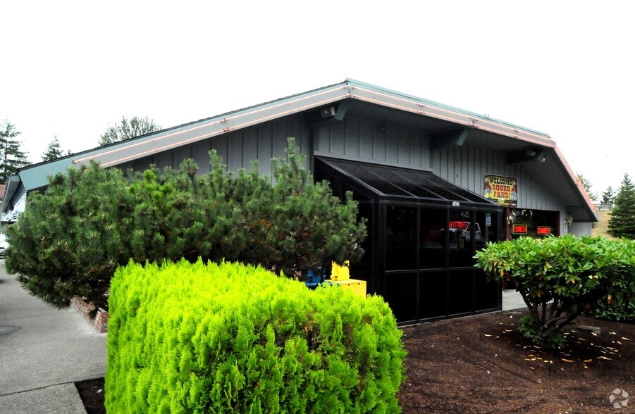 Primary Photo Of 1403 S Meridian, Puyallup Restaurant For Sale