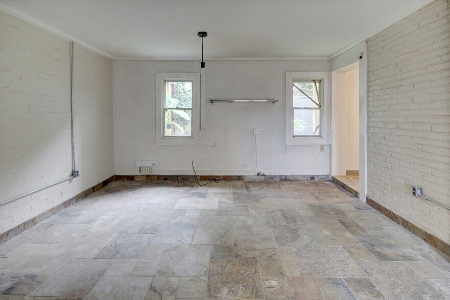 More Photos Of 239 Westheimer Rd, Houston Office Residential For Sale