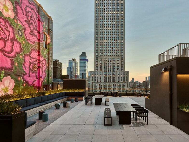 More Photos Of 16 E 34th St, New York Office For Lease