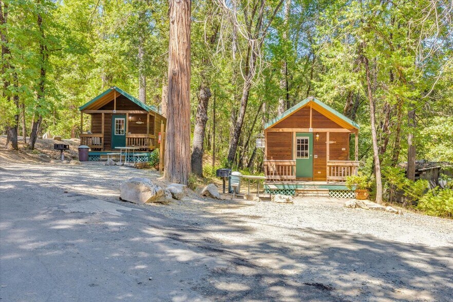More Photos Of 22732 Middle Camp rd, Sonora Hotel For Sale