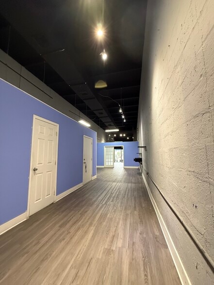 More Photos Of 527-531 SW 12th Ave, Miami Freestanding For Lease