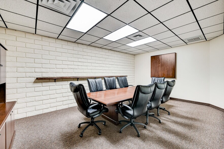 More Photos Of 601 S Rancho Dr, Las Vegas Medical For Sale