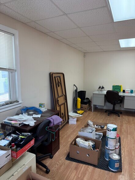 More Photos Of 90 Medford Ave, Patchogue Medical For Sale