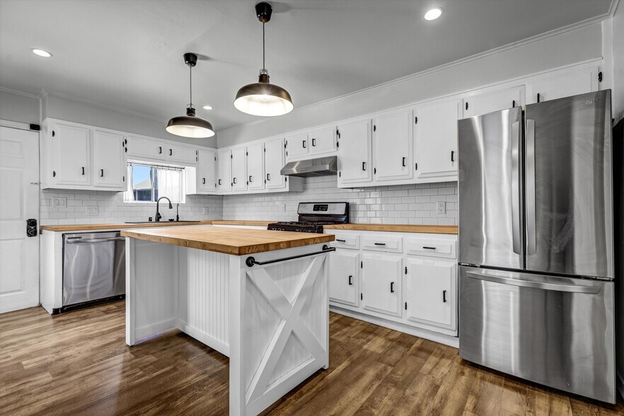 More Photos Of 6512 Coldwater Canyon Ave, Valley Glen Apartments For Sale