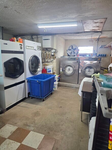 More Photos Of 420 E Oklahoma Blvd, Alva Hotel For Sale