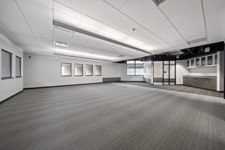 More Photos Of 7620 Guadalupe St, Austin Office For Lease