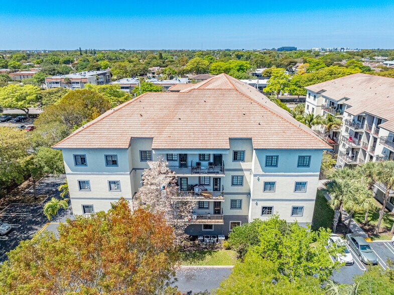 More Photos Of 2801-2851 Riverside Dr, Coral Springs Apartments For Sale