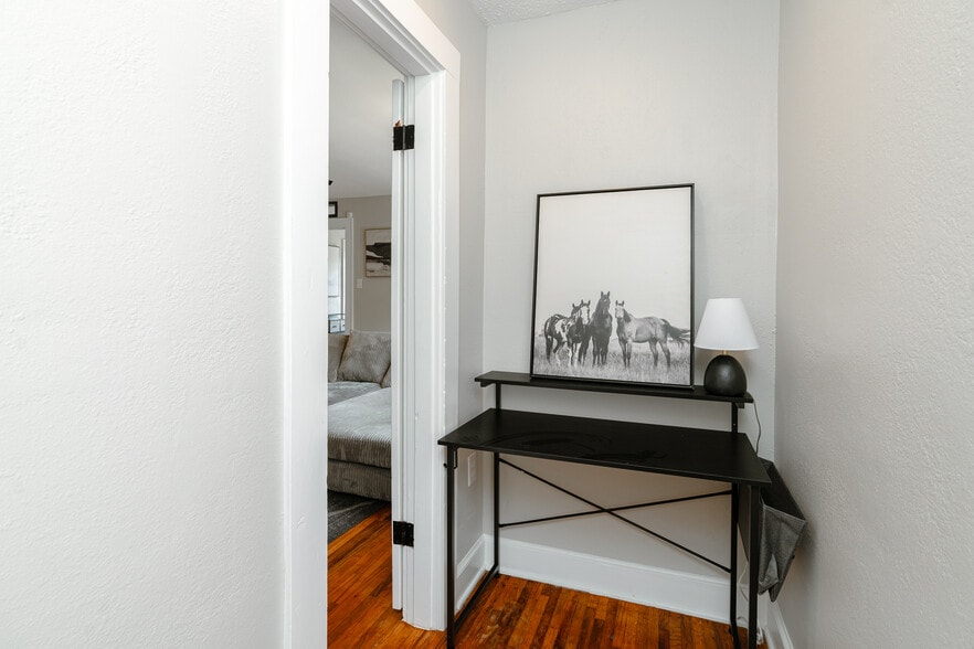 More Photos Of 1300 Illinois St, Mobile Multifamily For Sale