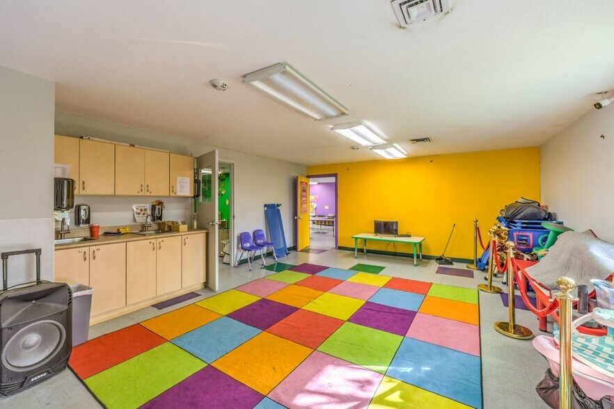 More Photos Of 3710 S Sandhill Rd, Las Vegas Daycare Center For Sale