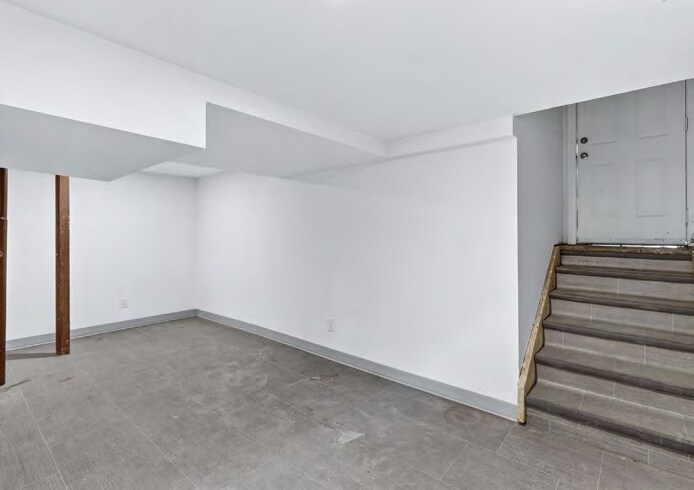More Photos Of 1019 13th Ave SW, Calgary Office For Sale