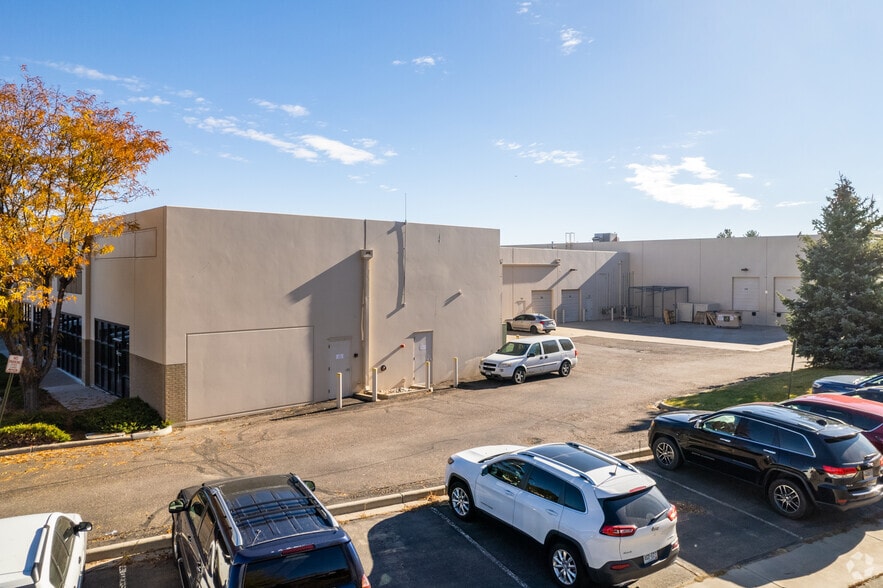 More Photos Of 8600 Park Meadows Dr, Lone Tree Showroom For Lease