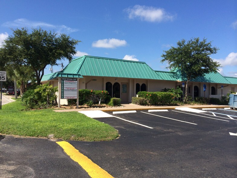 More Photos Of 1260 Rockledge Blvd, Rockledge Unknown For Lease