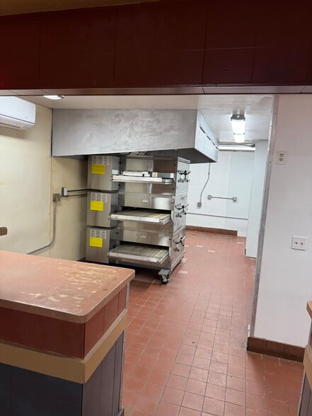 More Photos Of 627 N 2nd Ave, Ajo Restaurant For Sale