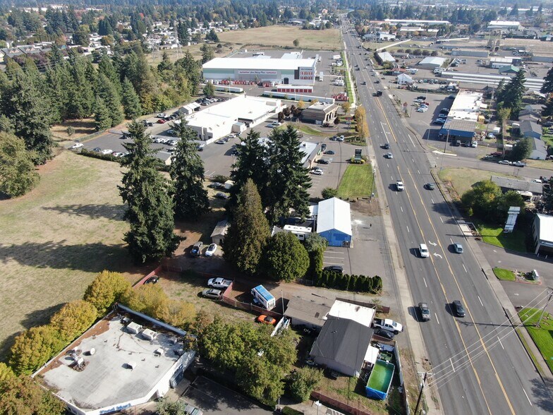 More Photos Of 12200 NE Fourth Plain Blvd, Vancouver Auto Repair For Sale