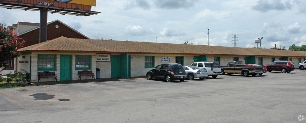 More Photos Of 2008 Memorial Pky S, Huntsville Storefront Retail Office For Sale