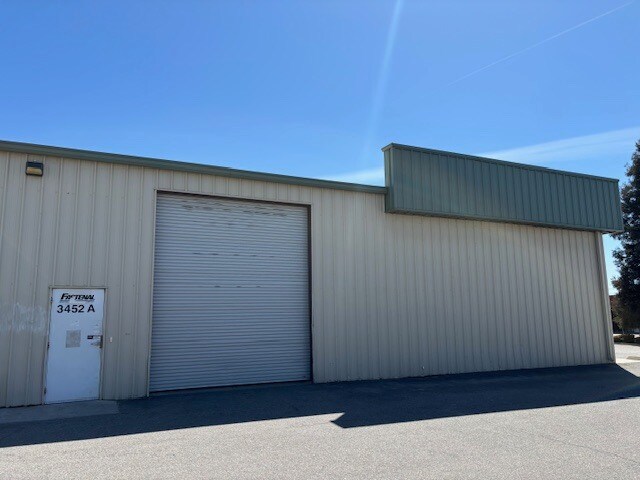 More Photos Of 3452 Alken St, Bakersfield Warehouse For Lease