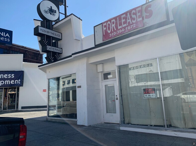 More Photos Of 11918 Wilshire Blvd, Los Angeles Restaurant For Lease