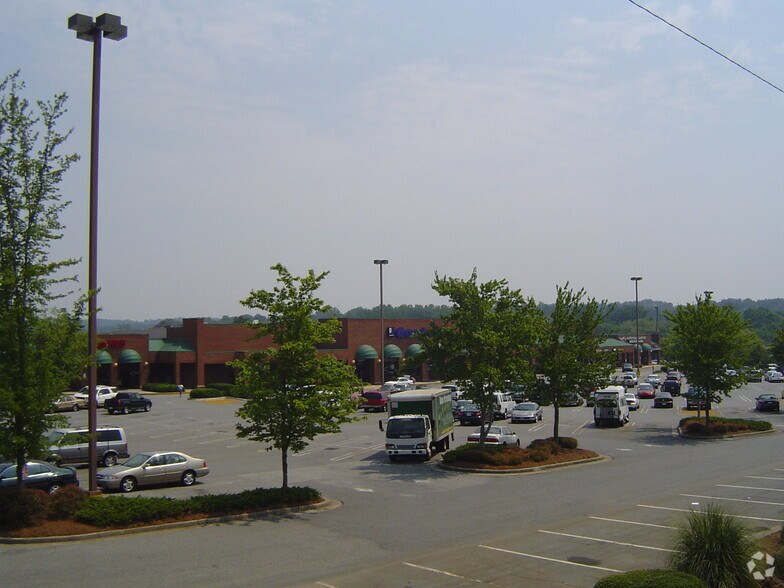 More Photos Of 9425 Highway 92, Woodstock Restaurant For Lease