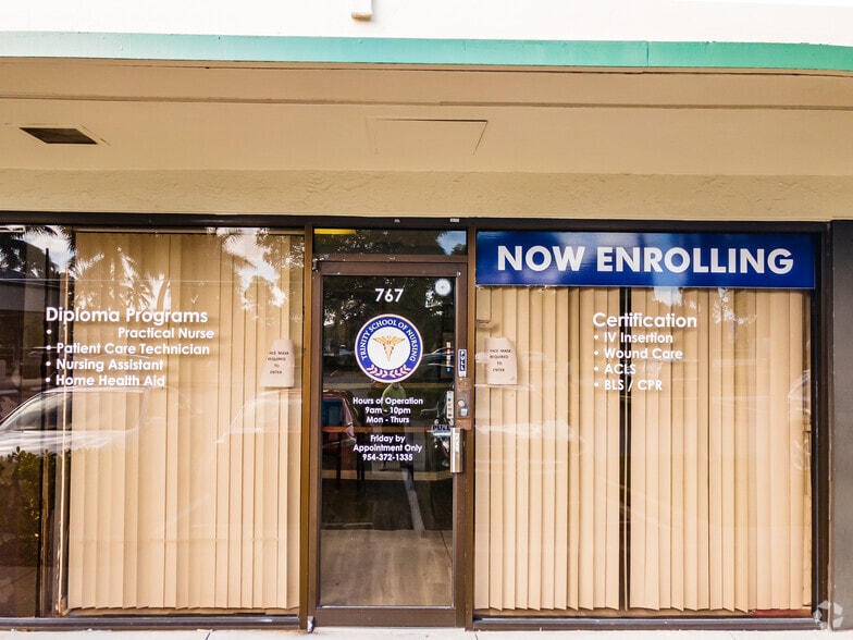More Photos Of 701 S State Rd 7, Plantation Unknown For Lease