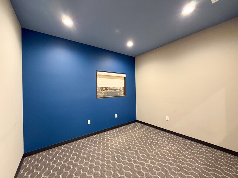 More Photos Of 3642 Bacor Rd, Houston Warehouse For Sale
