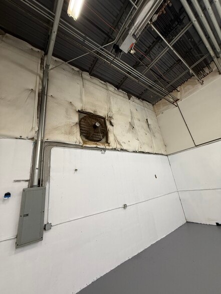 More Photos Of 7223 W 118th Pl, Broomfield Light Distribution For Lease