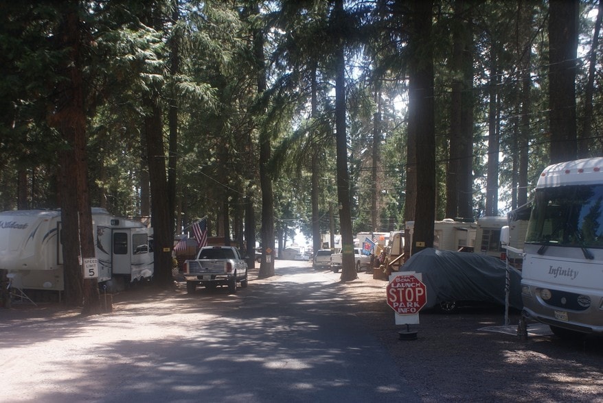 More Photos Of 7371 State Highway 147, Lake Almanor Trailer Camper Park For Sale