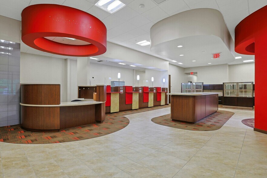 More Photos Of 1-3 Cavalry Dr, New City Storefront Retail Office For Lease