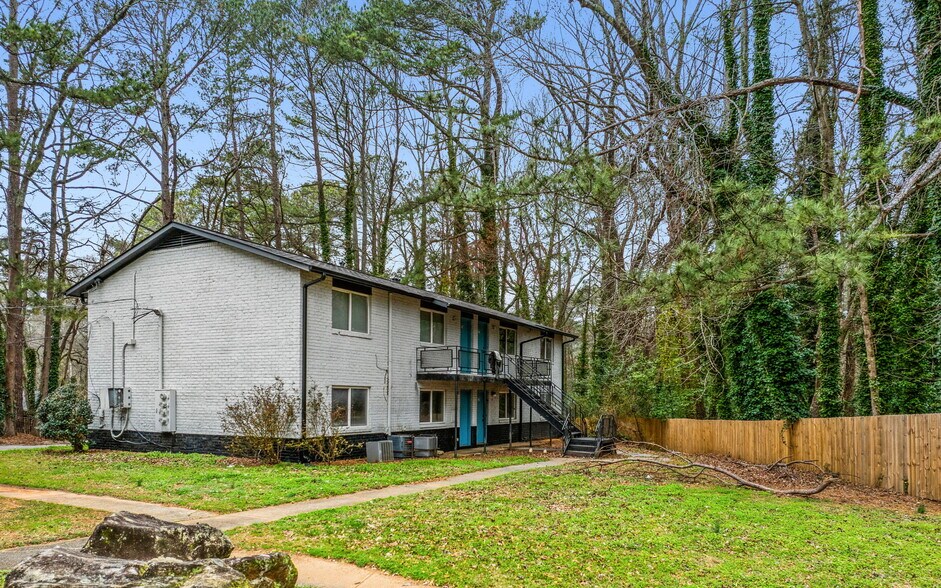 More Photos Of 3937 Glenwood Rd, Decatur Apartments For Sale
