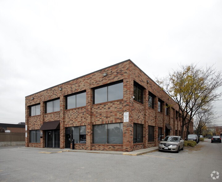 More Photos Of 470-480 Morden Rd, Oakville Office For Lease