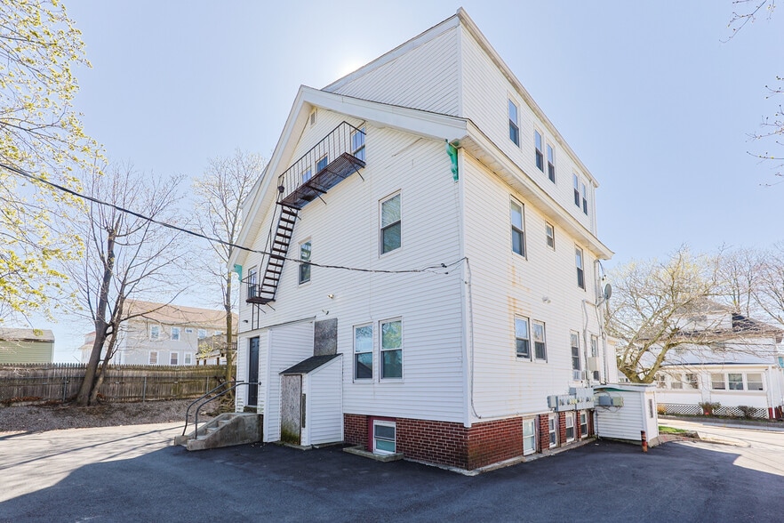 More Photos Of 25 Jillson St, Providence Apartments For Sale