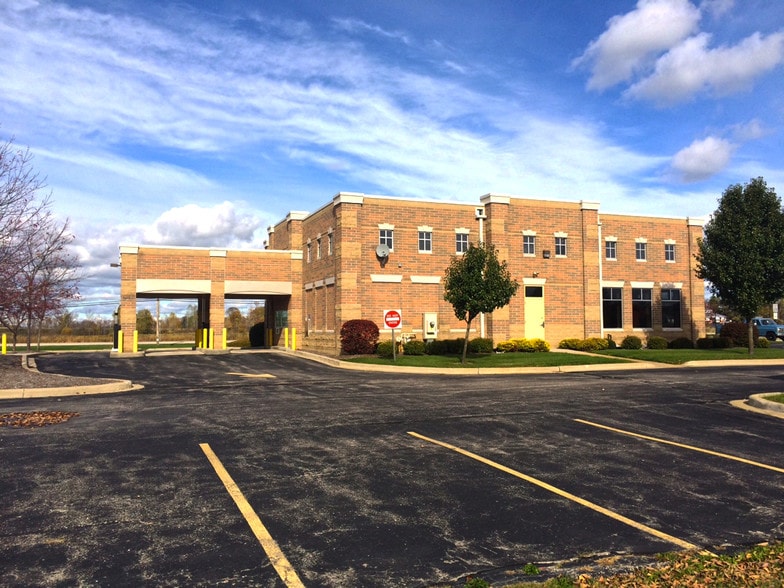 More Photos Of 7955 State Road 60, Cedarburg Bank For Sale